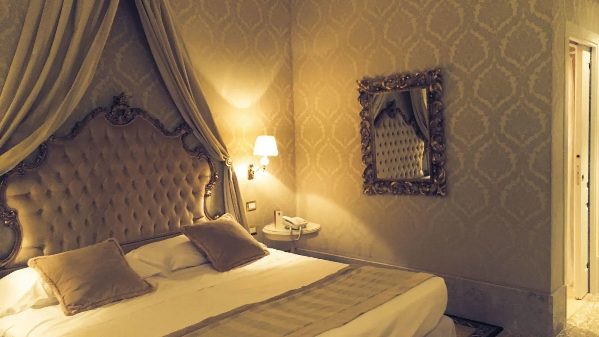 ***  Hotel Al Duca Di Venezia Italy