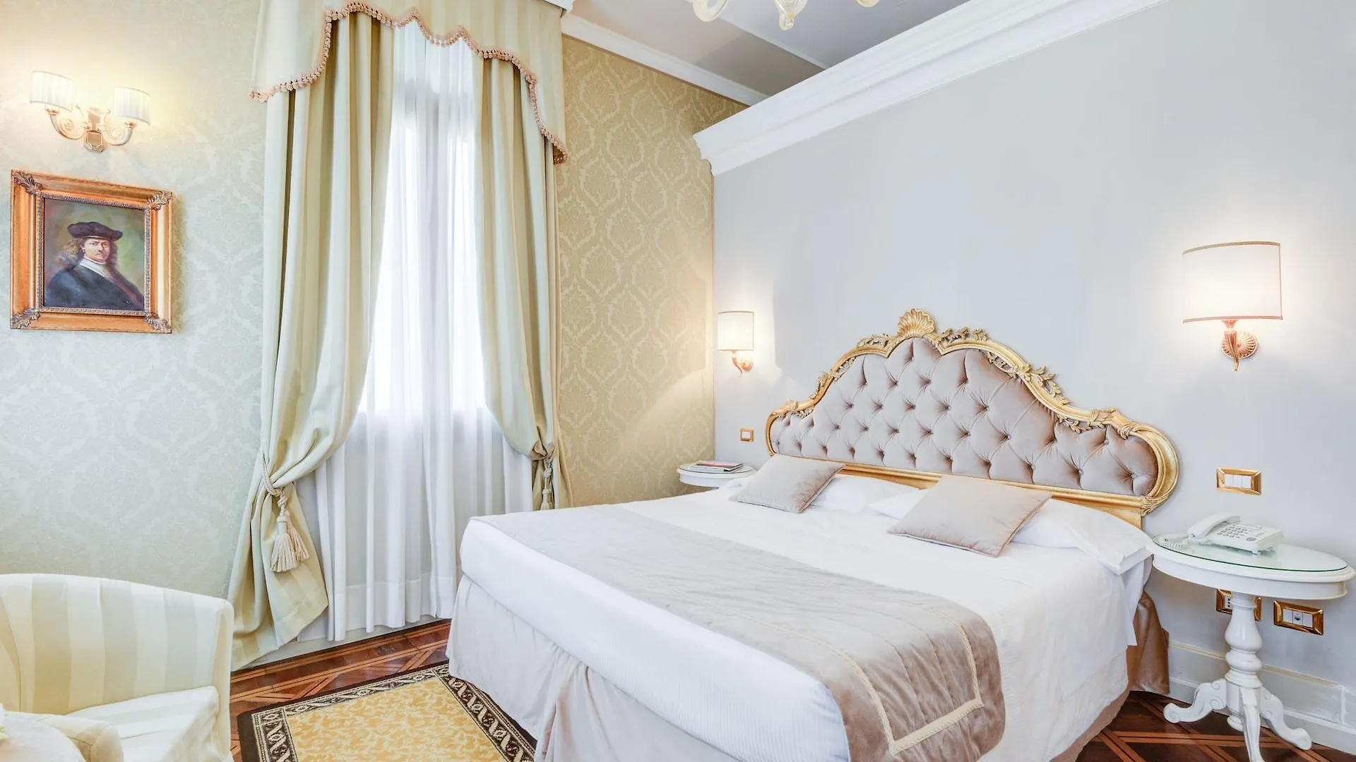 ***  Hotel Al Duca Di Venezia Italy