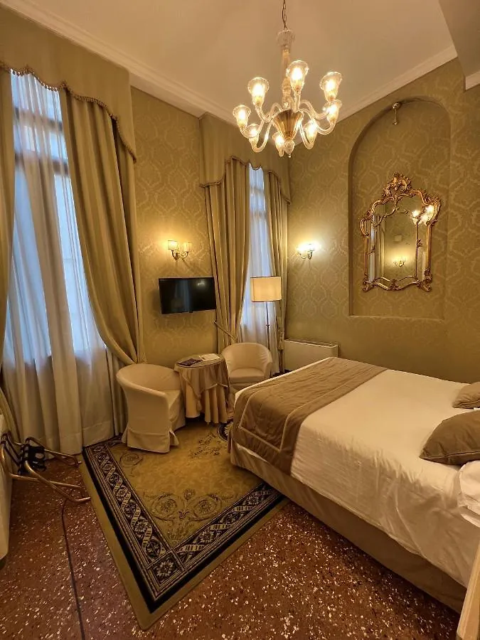 Hotel Al Duca Di Venezia 3*, Venice Italy